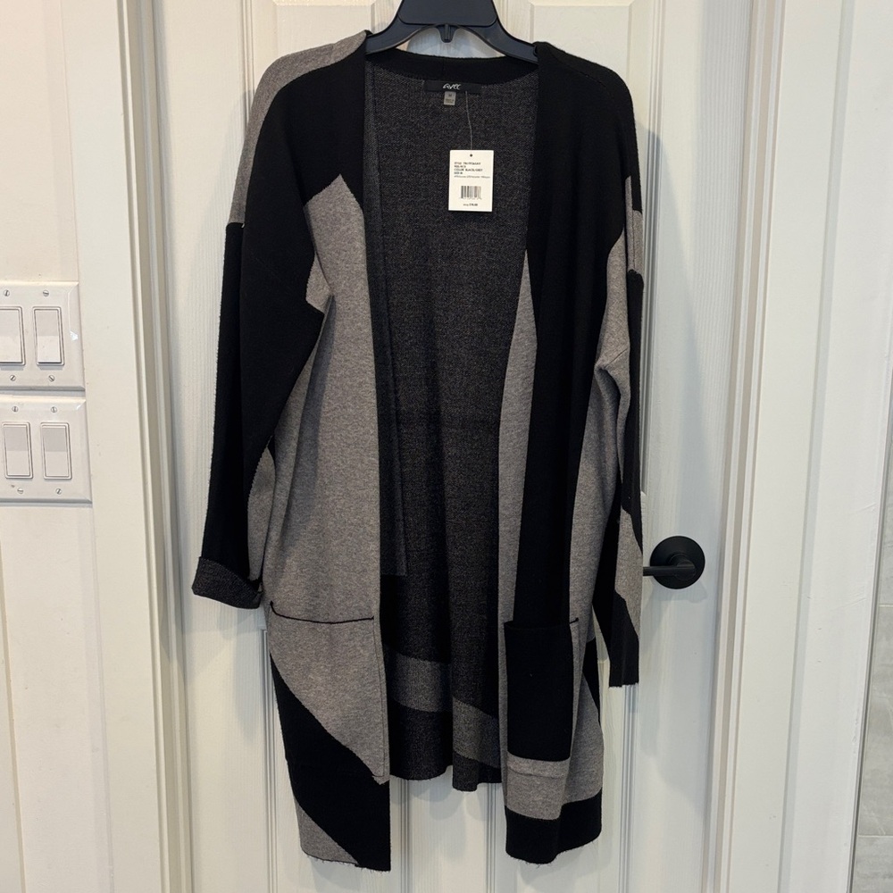 NWT Avec Color Block Cardigan Sweater